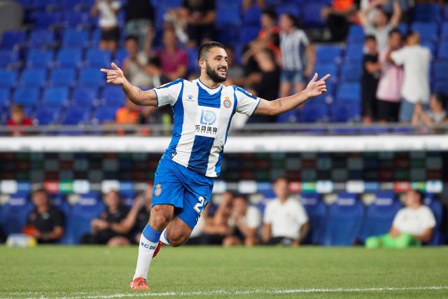 中国男篮不敌塞尔维亚 李凯尔6分4板赵睿13分