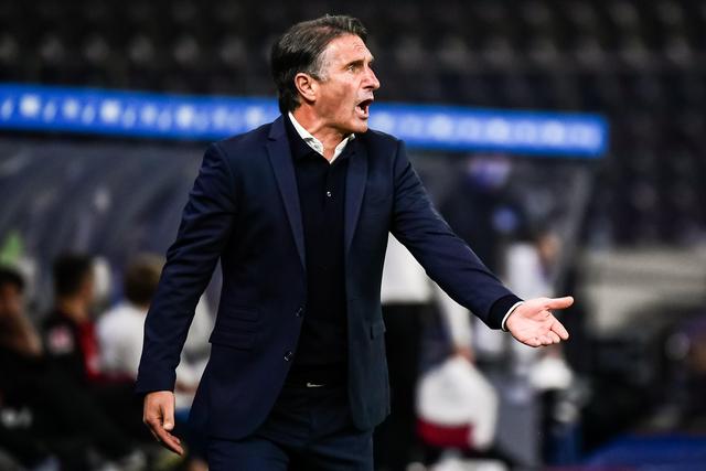 字母哥36+16雄鹿力克老鹰 鹈鹕负绿军排名告急